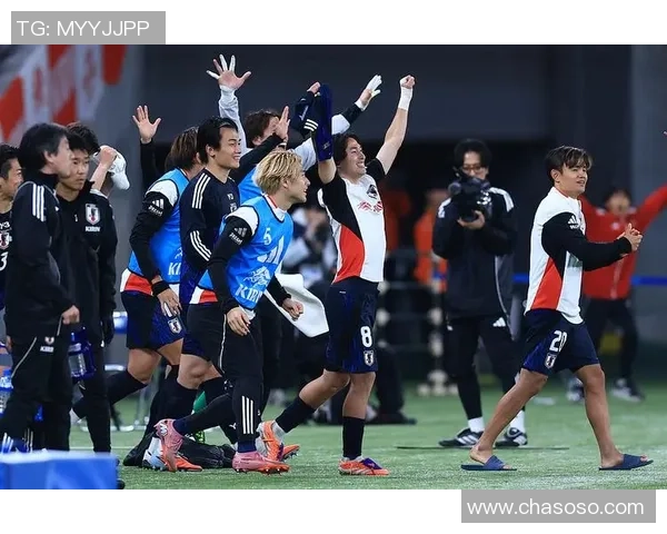 日本足球明星颜值巅峰谁是最帅的球员引发热议与关注